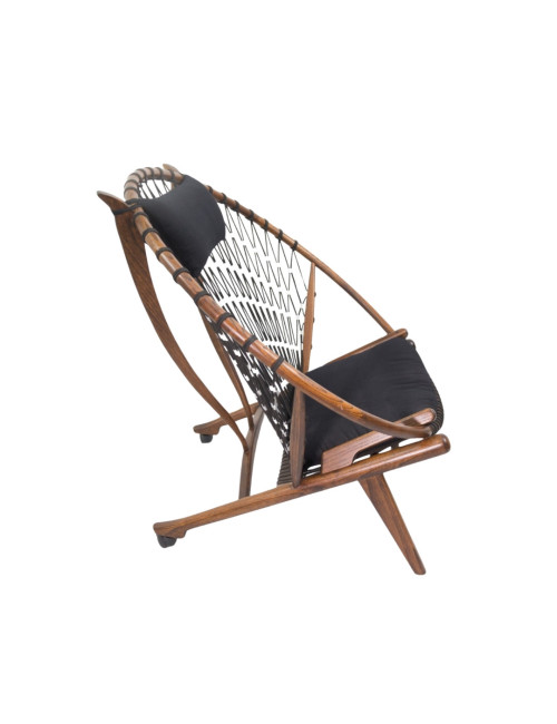 LAZY ARMCHAIR
