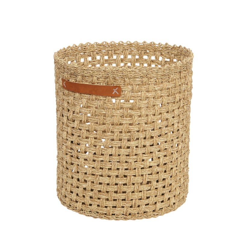 NATURAL WOVEN BASKET
