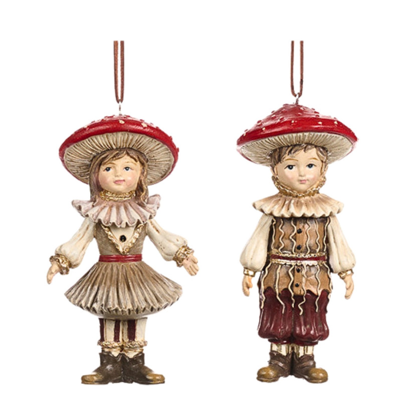 CHILDREN WITH MUSHROOOM CLOTHES