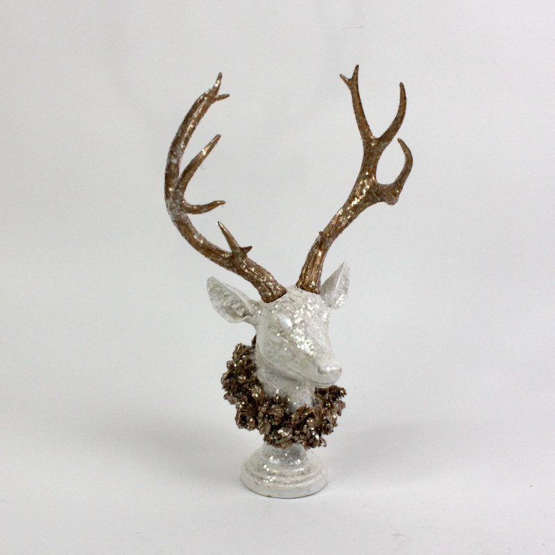 BUST DRERI ME KURORË ARI